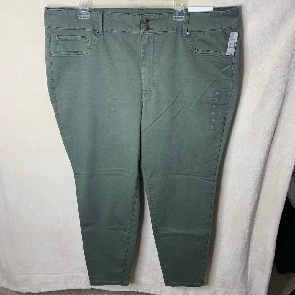 MAURICES Olive Green Jeggings